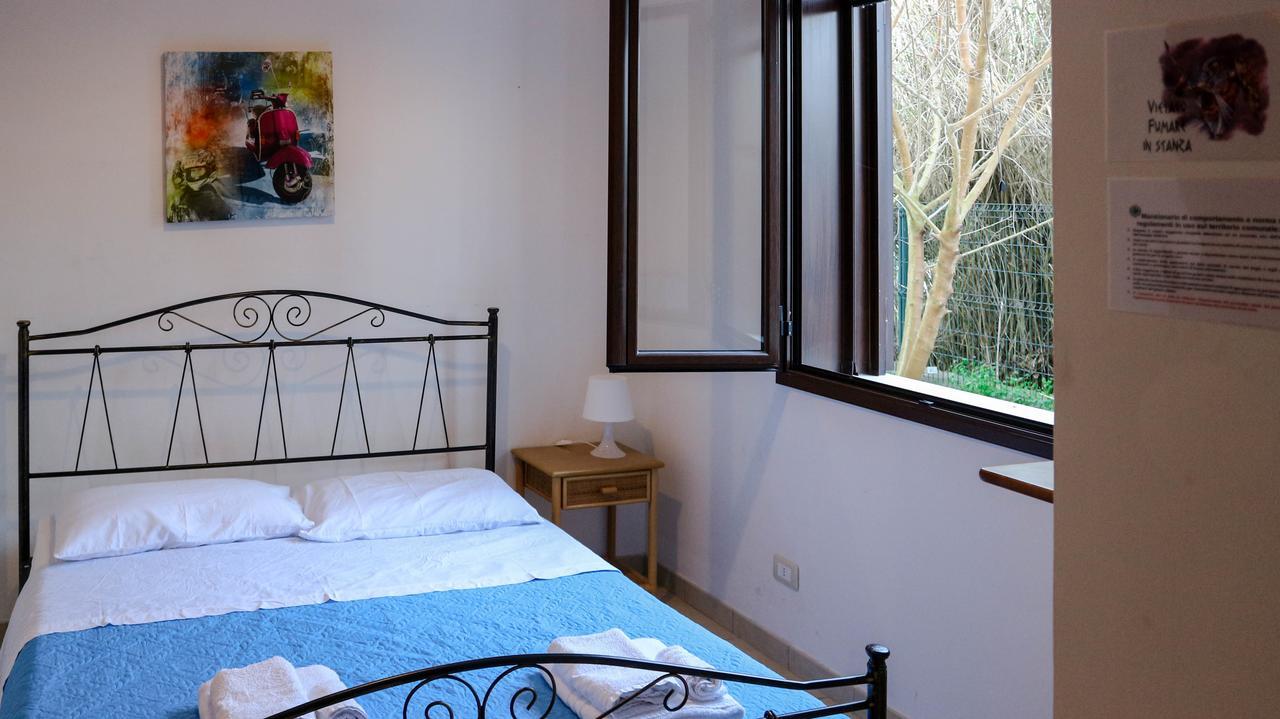 Rooms & Apartments La Spiaggia - Gallipoli Bagian luar foto