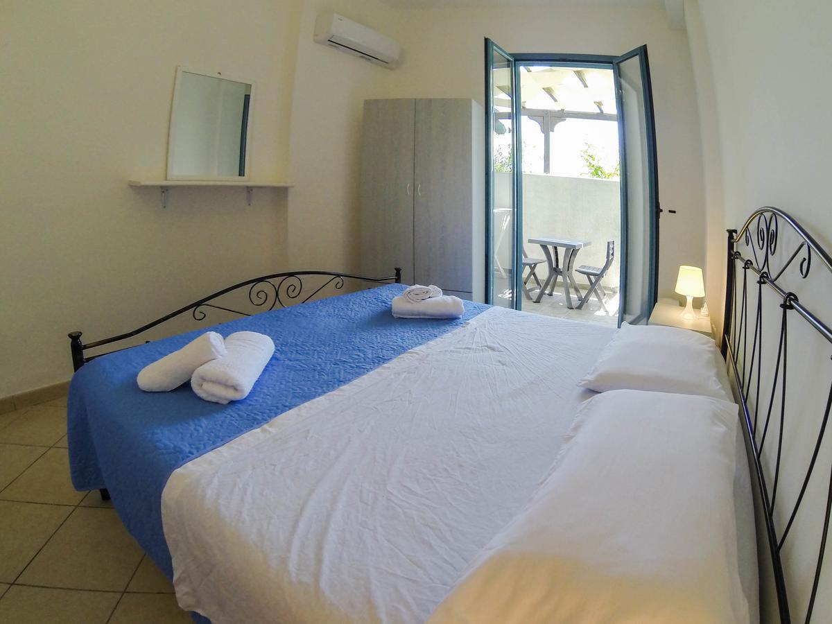 Rooms & Apartments La Spiaggia - Gallipoli Bagian luar foto